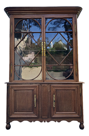 Display Cabinet in Oak