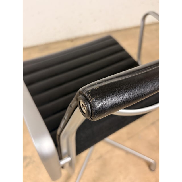 EA 108 Office Chair in Black Leather with Polished Aluminum Frame by Charles and Ray Eames for Vitra For Sale - Image 11 of 13