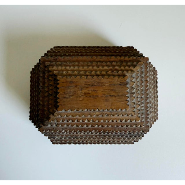 Early 1900s American Tramp Art Chip Carved Box For Sale - Image 9 of 12