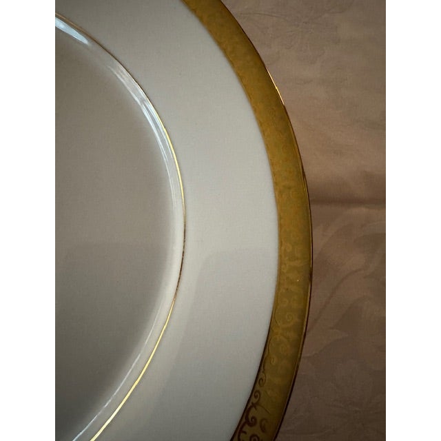 1990s 1990s "Gold Buffet" by Royal Gallery Dinner Plates Set of 6 For Sale - Image 5 of 5