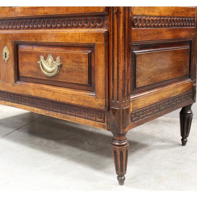 18th Century Italian Louis XVI Chest of Drawers in Walnut For Sale - Image 12 of 14