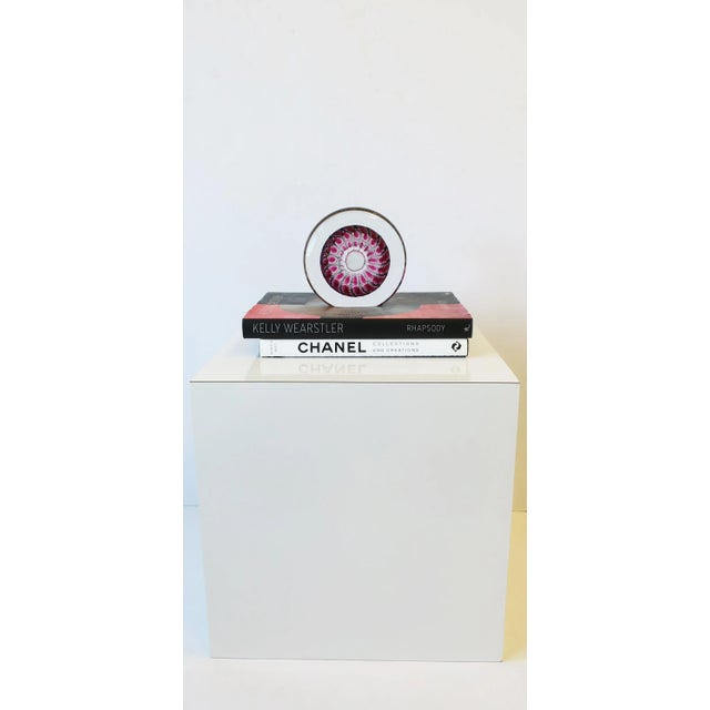 Postmodern White Cube End Table or Pedestal, Postmodern, Late 20th Century For Sale - Image 3 of 12