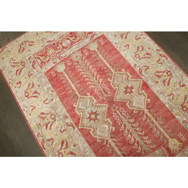 Textile Antique Turkish Mudjur rug no. j4952 For Sale - Image 7 of 9