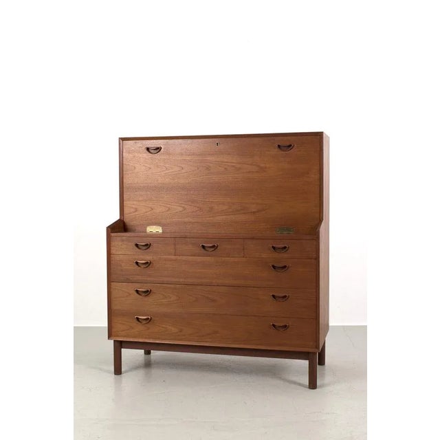Cabinet by Peter Hvidt & Orla Molgaard-Nielsen For Sale - Image 9 of 9
