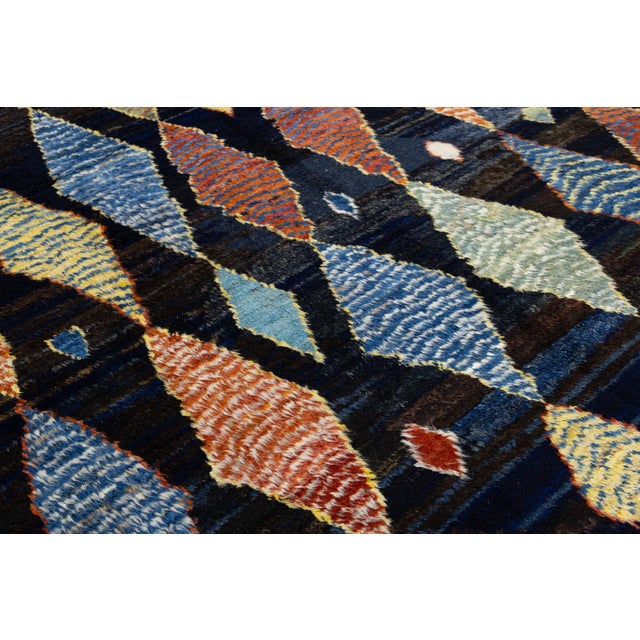 Modern Moroccan Style Hand-Knotted Wool Area Rug With Geometric Diamond Motif For Sale - Image 11 of 12