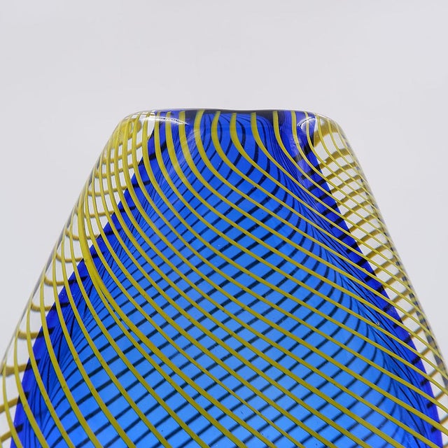 Glass Blue Flattened Optical Twisted Vase with Yellow Twist For Sale - Image 7 of 13
