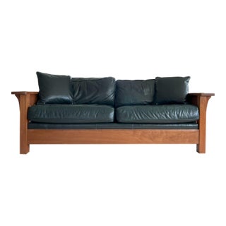 Stickley Mission Orchard Street Cherry Sofa, Cordoba Forest Leather For Sale
