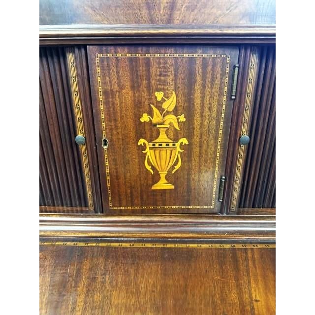 Hepplewhite Mid 20th Century Beautiful Inlaid Mahogany and Flame Mahogany Tambour Desk For Sale - Image 3 of 13