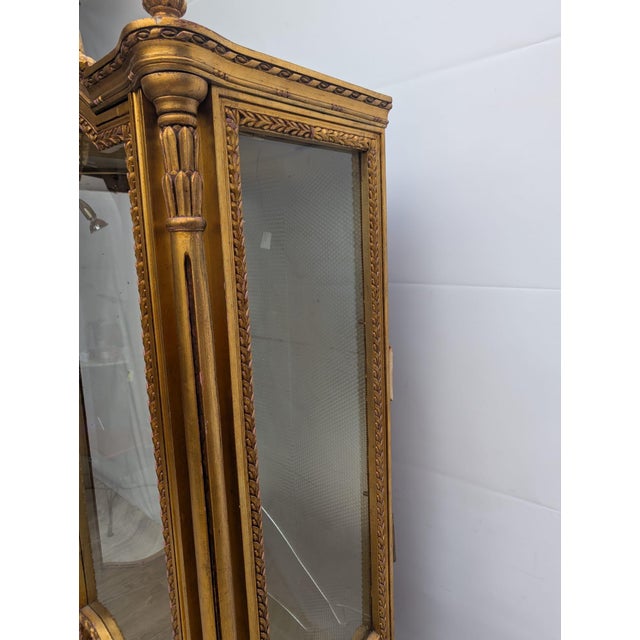 Baroque Style Illuminated Gilded Display Cabinet For Sale - Image 12 of 18