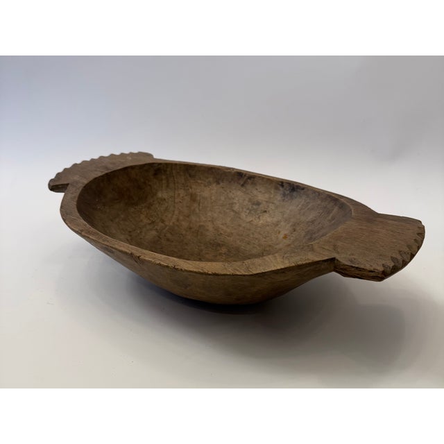 Hungarian Primitive Bowl and Lidded Box in Linden Wood, 19th Century, Set of 2 For Sale - Image 6 of 12