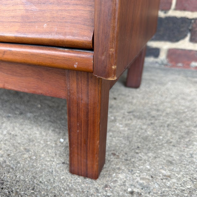 American of Martinsville Wonderwood Walnut Three-Drawer Chest For Sale In Cleveland - Image 6 of 12