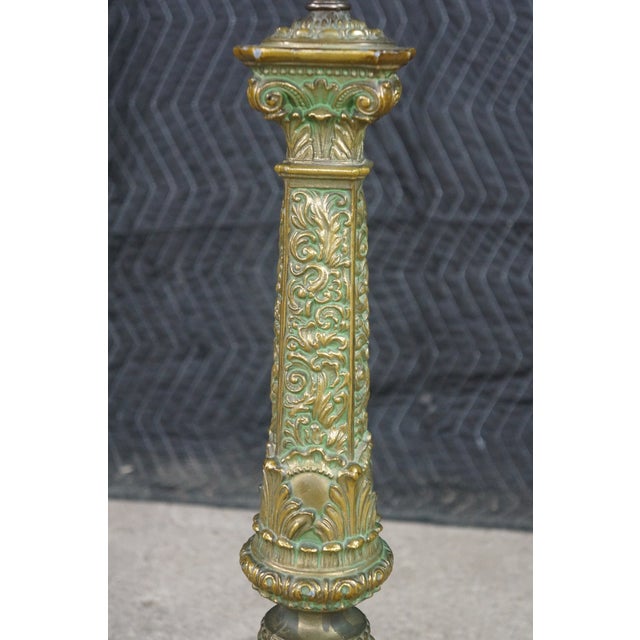 Vintage Gilt Bronze Neoclassical Corinthian Column Table Lamp Verdigris Patina For Sale - Image 10 of 16