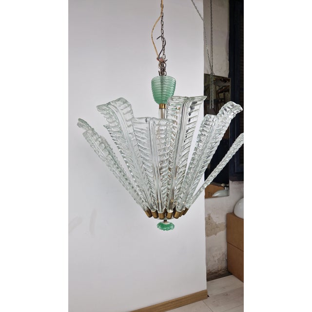 Model 5235 Chandelier in Glass and Brass by Tomaso Buzzi for Venini Murano, 1930s For Sale - Image 6 of 18