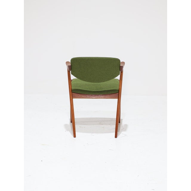 1960s Model 42 Dining Chairs in Teak and Green Fabric by Kai Kristiansen for Schou Andersen, Denmark, 1960s, Set of 6 For Sale - Image 5 of 15