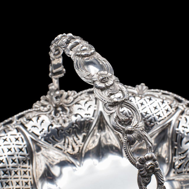 Silver Vintage Decorative Cake Basket, English, Silver Plate, Fruit Dish, Mid Century For Sale - Image 8 of 12