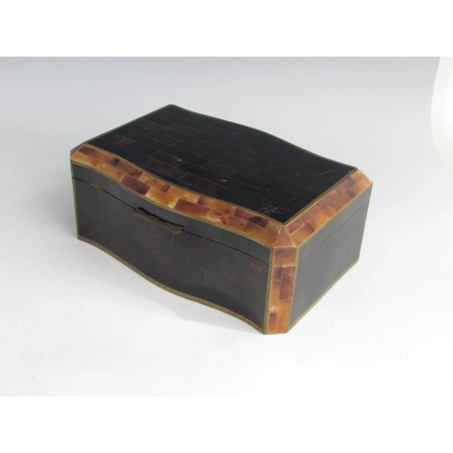 Maitland - Smith Tessalated Maitland Smith Faux Horn Gentleman's Dresser Box For Sale - Image 4 of 13