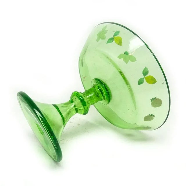 Art Nouveau Uranium Bowl on Stad, Austro-Hungarian Empire, 1900s, in Flawless conditions. Designed 1890 to 1919