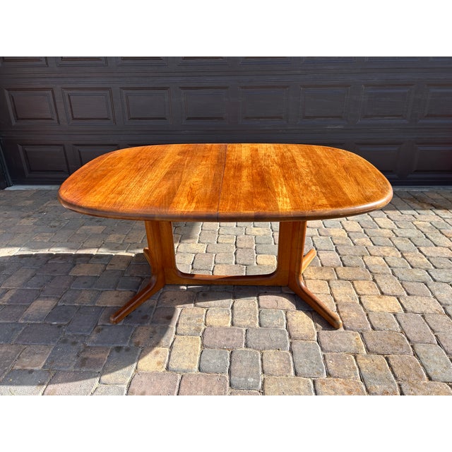 Mid 20th Century Glostrup Møbelfabrik Danish Teak Pedestal Extension Dining Table For Sale - Image 9 of 14