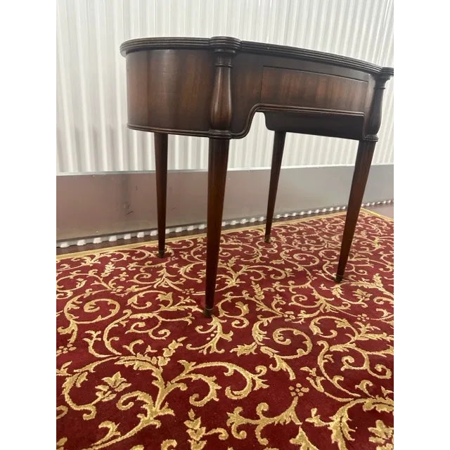 1980s Vintage Mahogany Dressing Table on Casters For Sale - Image 10 of 11
