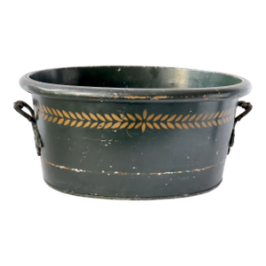 Antique Americana Metal Tole Ware Tub