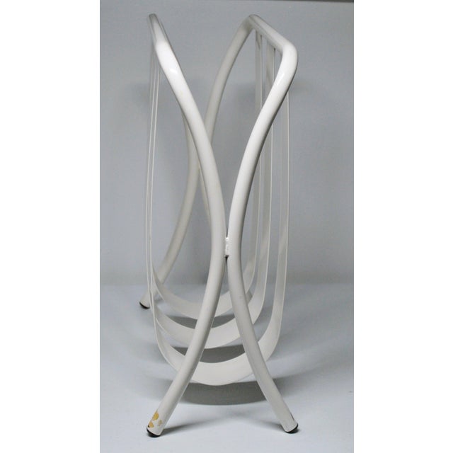 Postmodern 1980s Amisco White Metal Magazine Rack Holder For Sale - Image 3 of 6