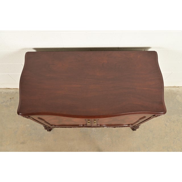 Romweber Antique French Provincial Louis XV Flame Mahogany Buffet Server or Bar Cabinet, Newly Refinished For Sale - Image 9 of 12