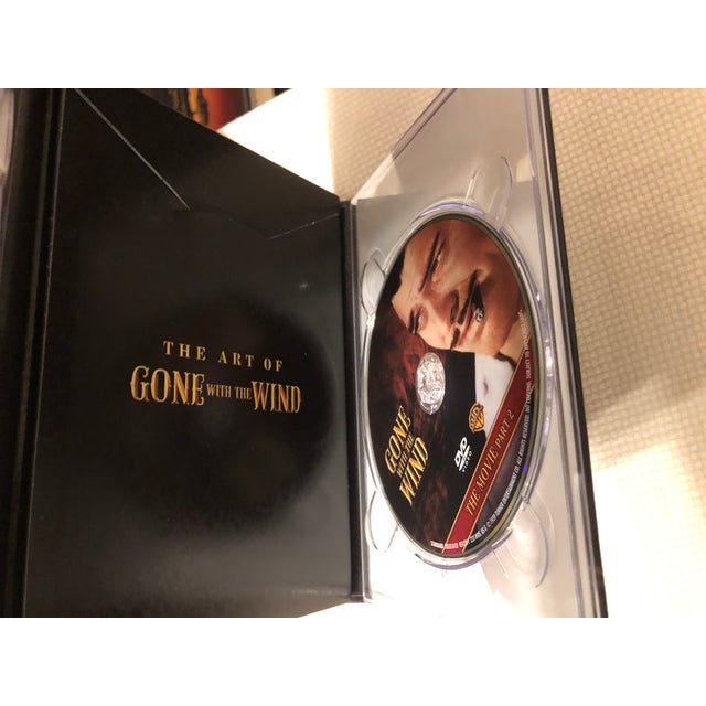 1939 "Gone With the Wind" Ultimate Collector’s Estate Bundle - 70th Anniversary Box Set, Deluxe VHS & 5 Display Figurines For Sale - Image 14 of 17
