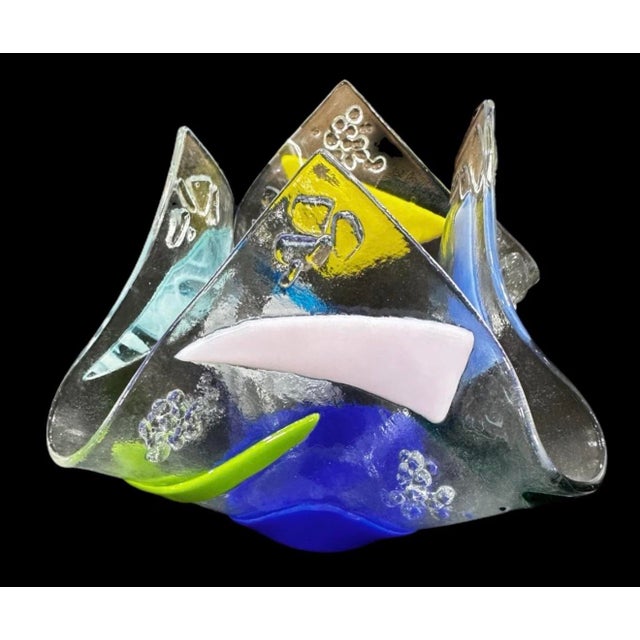 7.5x5”T Blown Glass Bowl/Dish Blue Black Clear Folded Handerkerchief Excellent condition no damages Unsigned This 7.5x5”...