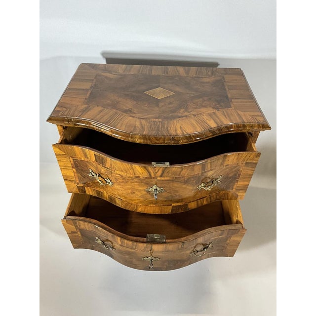 Small Baroque Chest of Drawers in Walnut, 1760 For Sale - Image 14 of 16