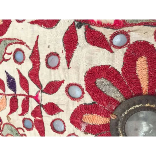 19th Century Rajasthani Silk Embroidered Mirrorwork Pillow With Birds and Flowers For Sale - Image 9 of 11