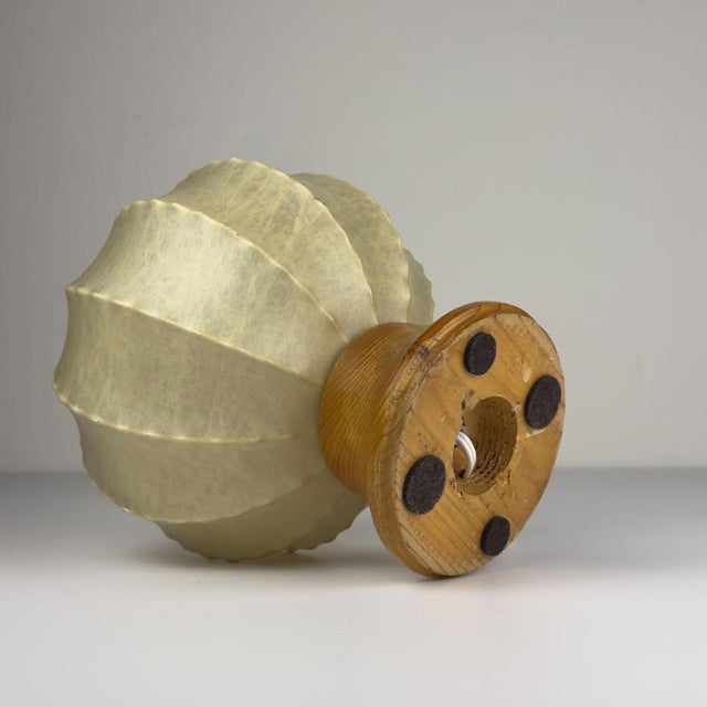 Mid-Century Cocoon Table Lamp, Italy, 1960s For Sale - Image 10 of 17