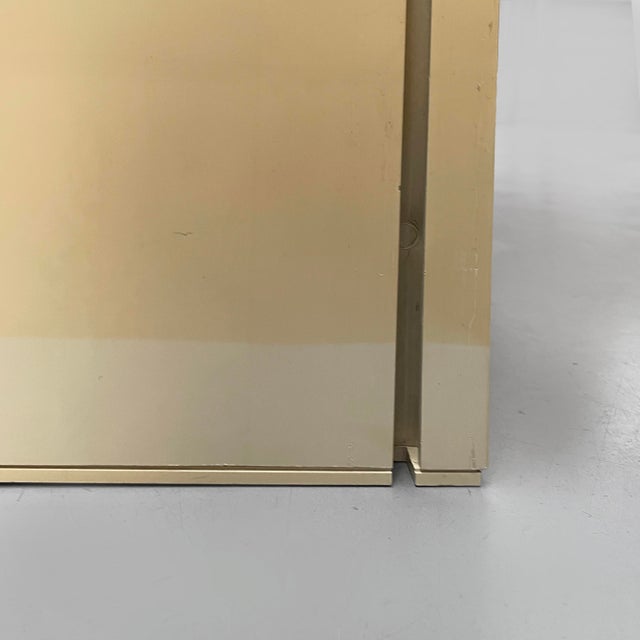 Space Age Italian Plastic Bookcase Dodona 300 by Ernesto Gismondi Artemide, 1970s For Sale - Image 16 of 18