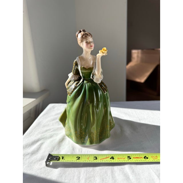 Late 20th Century Royal Doulton Figurine ~ “Fleur” ~ Hn 2368 For Sale - Image 9 of 11