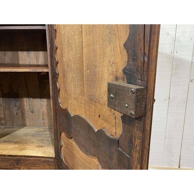 Walnut Bonnet Maker, 18th Century For Sale - Image 11 of 18