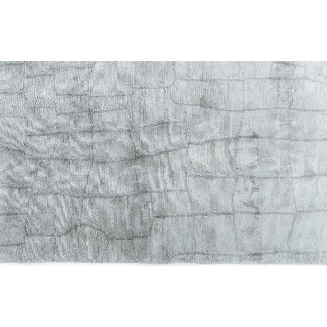 Modern Luxurious Silk Rug with Grey Crocodile Skin Design by Doris Leslie Blau For Sale - Image 3 of 8