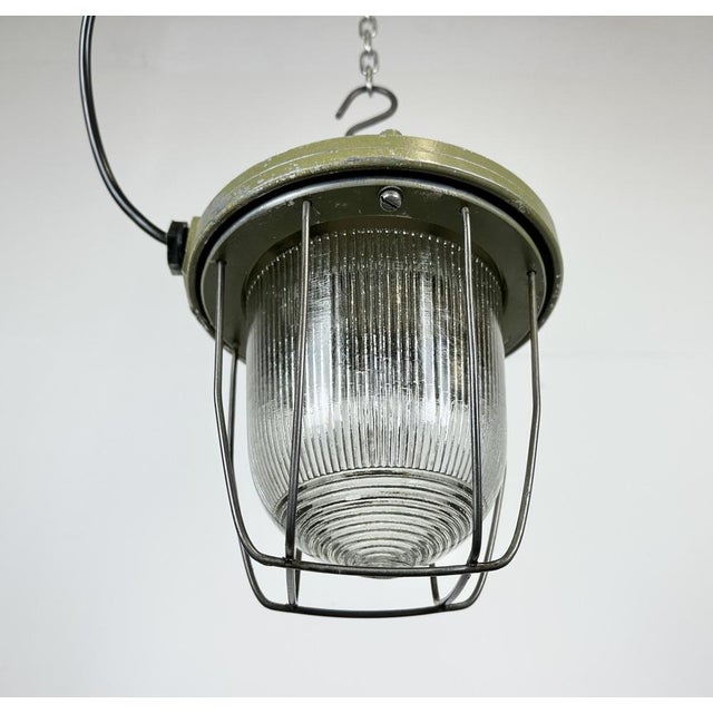 Green Industrial Bunker Light from Polam Gdansk, 1970s For Sale - Image 6 of 16