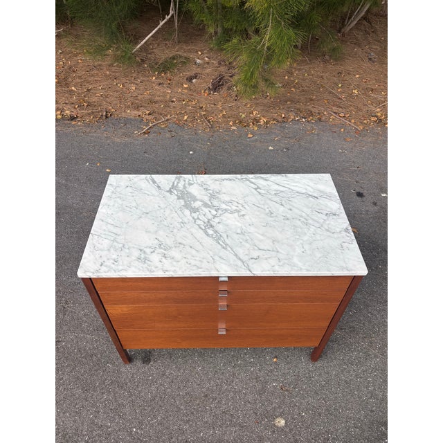 Mid-Century Modern 1960s Florence Knoll for Knoll Walnut Four-Drawer Dresser With Marble Top For Sale - Image 3 of 11