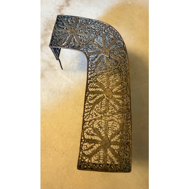 Metal Vintage Silverplated Filigree Miniature Cocktail Bar & Stool Set - 8 Pieces - Daisy Inlay For Sale - Image 7 of 13