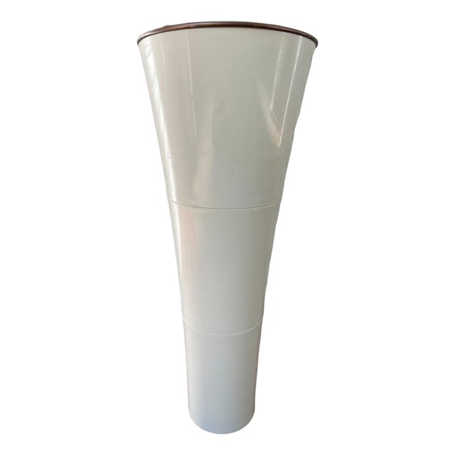 Floor Lamp by Kaoyi Flacha For Sale