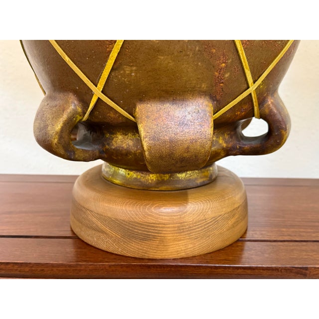 Mid-Century Modern 1970s Pair of Mid Century Modern Table Lamps For Sale - Image 3 of 10