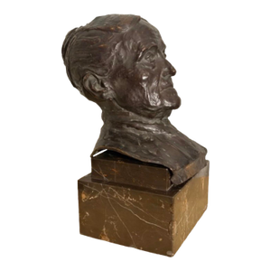 1900s Jose Cardona Signed Bonze Sculpture on a Marble Base of a Elderly Woman