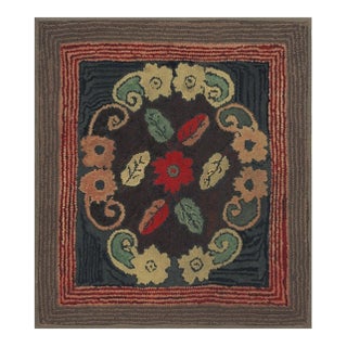 1880s Small Traditional Brown Leaves Folk Art Antique American Wool Hooked Rug For Sale