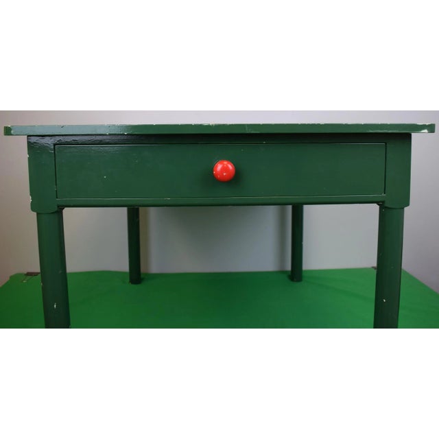 Mid 20th Century "British Racing Green Children's Games Table W/ Hand Painted King's Guards" Provenance: The Susie Hilfiger Collection For Sale - Image 5 of 9