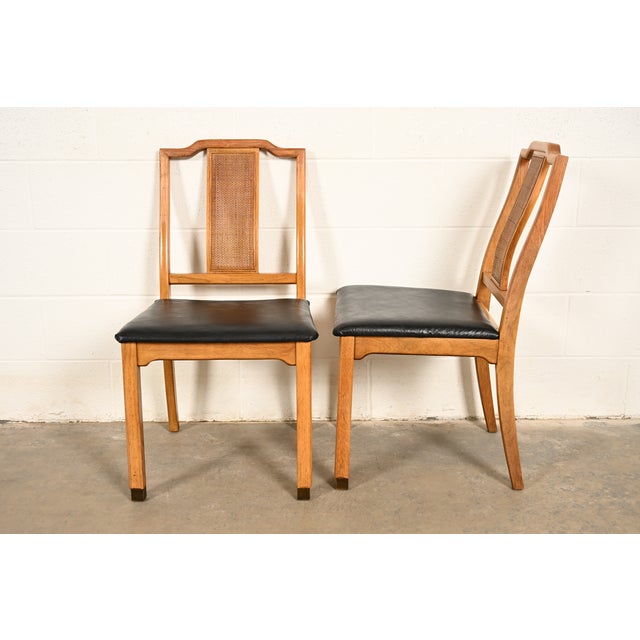 Henredon Style Mid-Century Hollywood Regency Carved Walnut and Cane Side Chairs or Dining Chairs, Pair For Sale - Image 14 of 17
