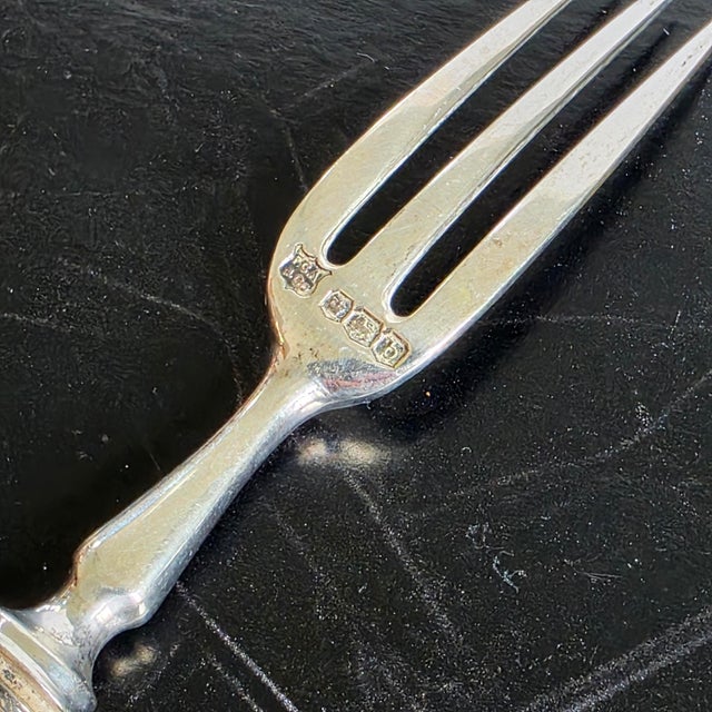 Victorian Antique Landers Frary & Clark Mother-of-Pearl Flatware Set, 31 Pieces For Sale - Image 3 of 13