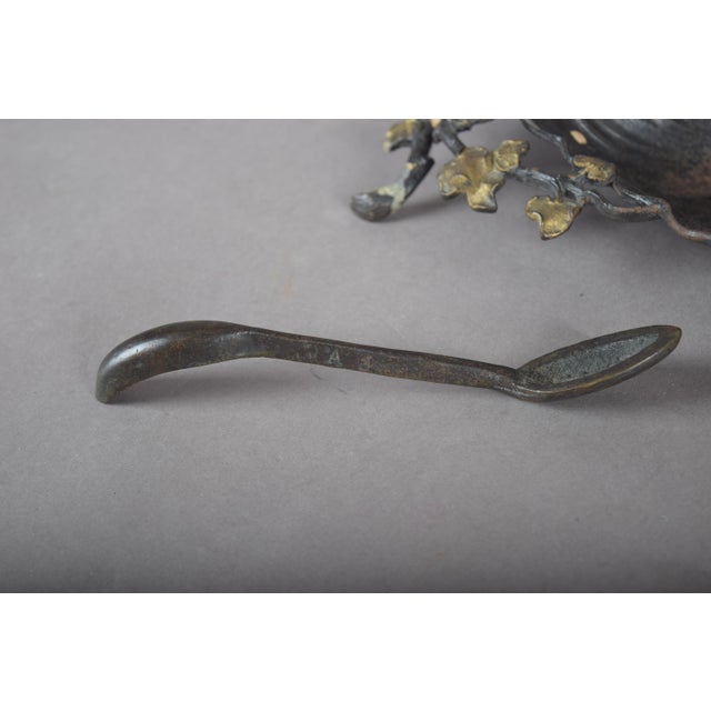 Early 20th Century Art Nouveau French Ivy Inkstand with Glass Inkwells, 1900s For Sale - Image 5 of 12