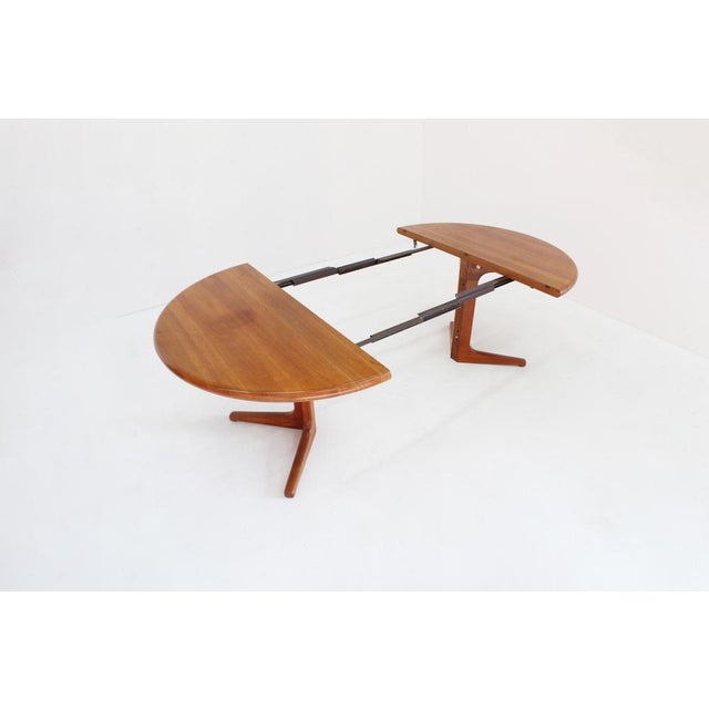 Vintage Danish Round Extendable Dining Table in Teak, 1960s For Sale - Image 3 of 7