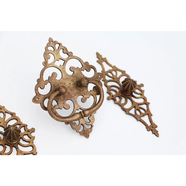 18th Century, Wrought Brass 3 Chest Handles - Set of 3 For Sale - Image 4 of 7