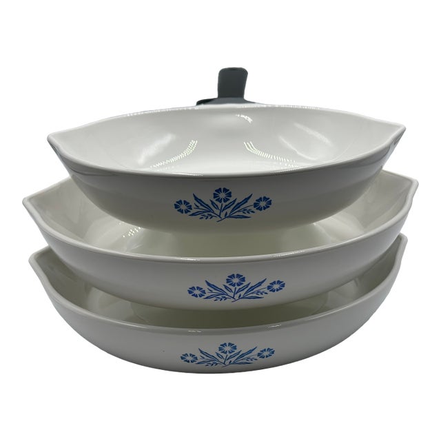 1960s Corning Ware Cornflower Skillet P-910-B 10" & P-908-B 8.5" 3pc Set Without Lids For Sale