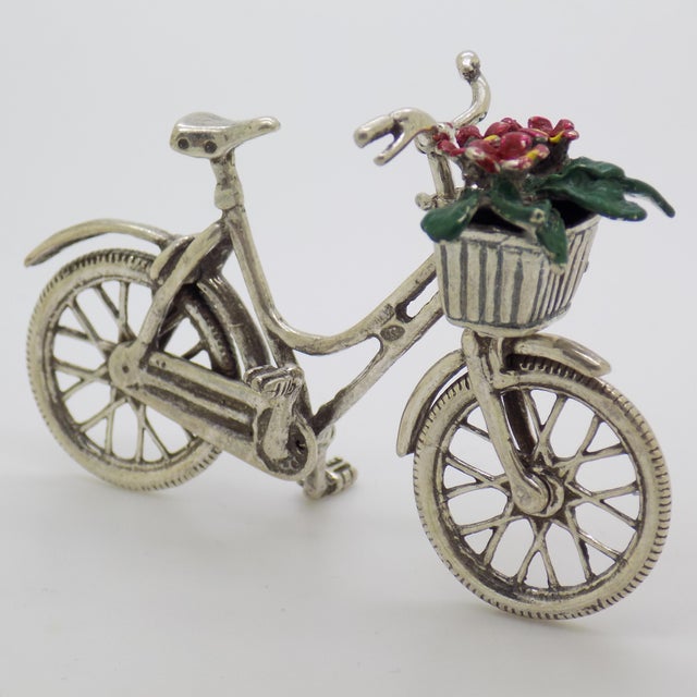 1980s Vintage Italian Handmade Genuine Silver Bicycle With Flower Basket Figurine, Dollhouse Miniature, Made in Tuscany (Arezzo) For Sale - Image 5 of 9